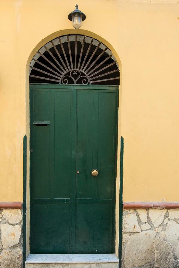 De Valois Apartment Palermo Buitenkant foto